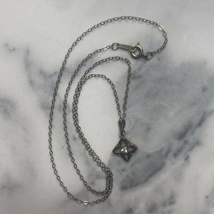 50's diamond & sterling‎ silver pendant & 18" chain
